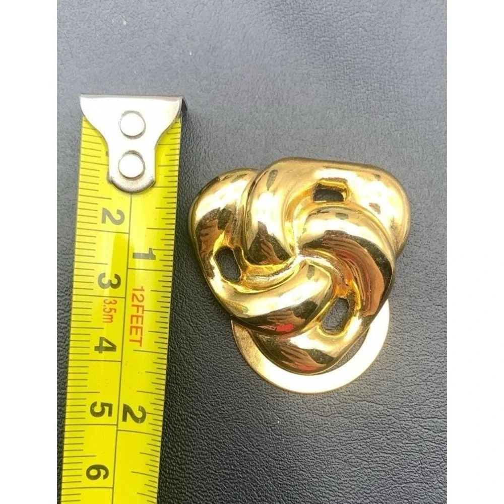 Vintage Gold Tone Puffy Knot Scarf / Dress Clip